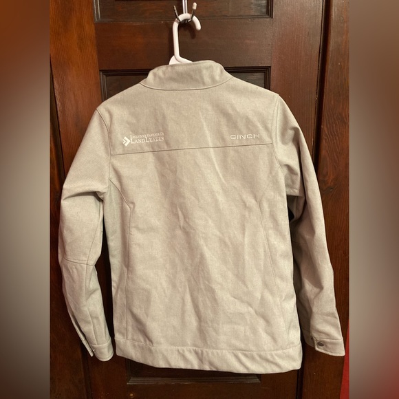 Cinch Women’s size small jacket, new with tags, custom embroidery. - Picture 8 of 9